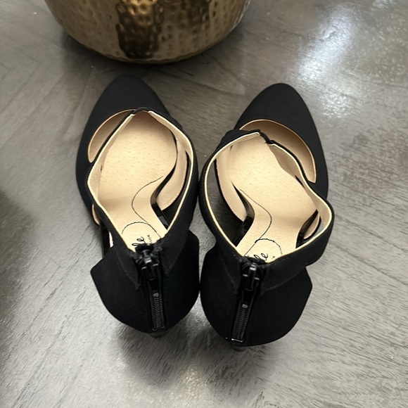 LIFESTRIDE Giovanna 2 Pumps - Picture 9 of 12